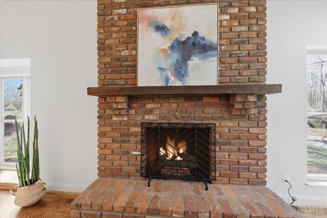 984 Woodcreek Drive, Miami Twp, OH 45150