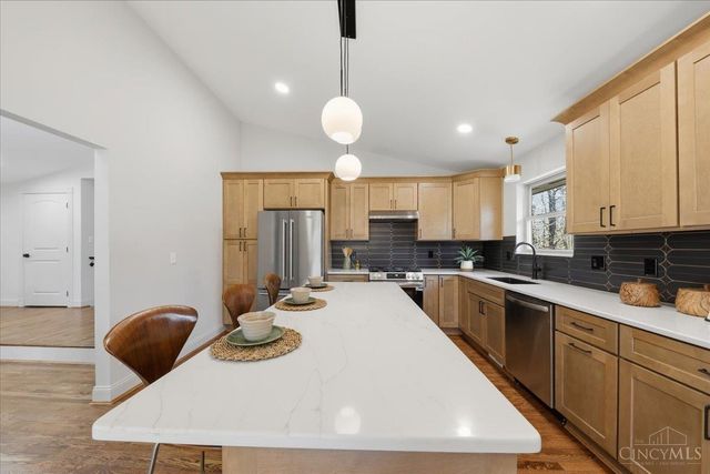 984 Woodcreek Drive, Miami Twp, OH 45150