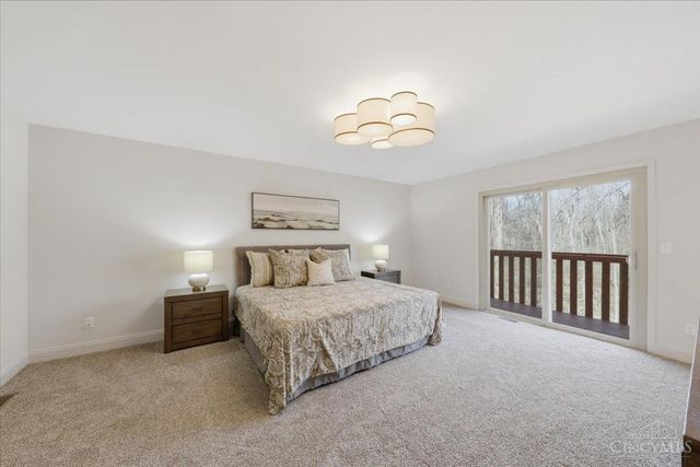 984 Woodcreek Drive, Miami Twp, OH 45150