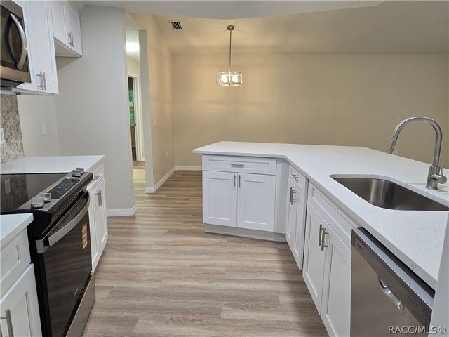 371 N Kinglet Avenue, Hernando, FL 34442
