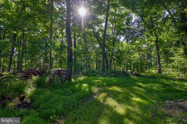 243 KIRKS MILL RD, Nottingham, PA 19362