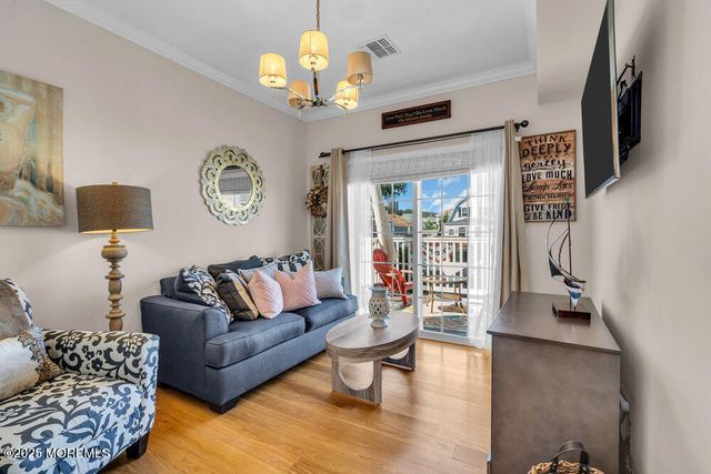 14 Seadrift Avenue, Highlands, NJ 07732