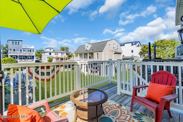 14 Seadrift Avenue, Highlands, NJ 07732