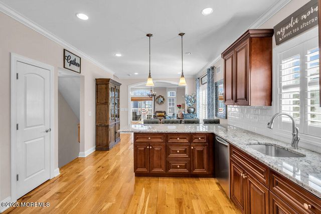 14 Seadrift Avenue, Highlands, NJ 07732