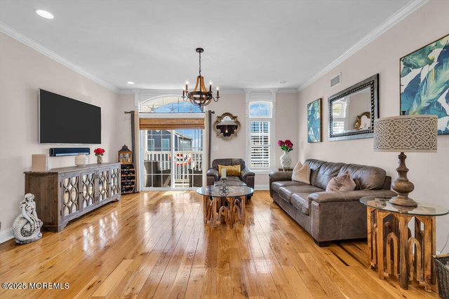 14 Seadrift Avenue, Highlands, NJ 07732