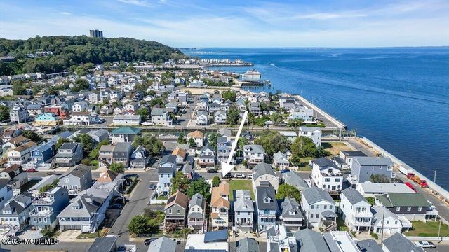 14 Seadrift Avenue, Highlands, NJ 07732