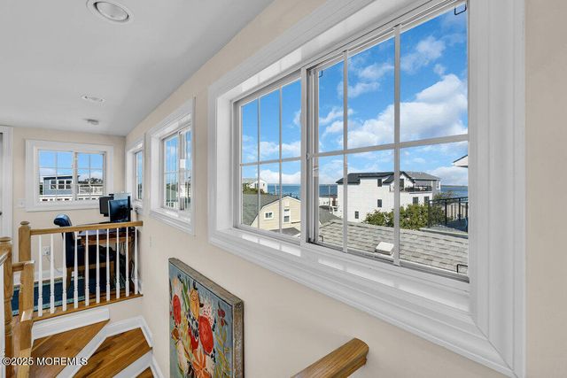 14 Seadrift Avenue, Highlands, NJ 07732