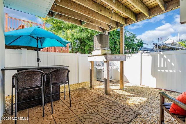 14 Seadrift Avenue, Highlands, NJ 07732