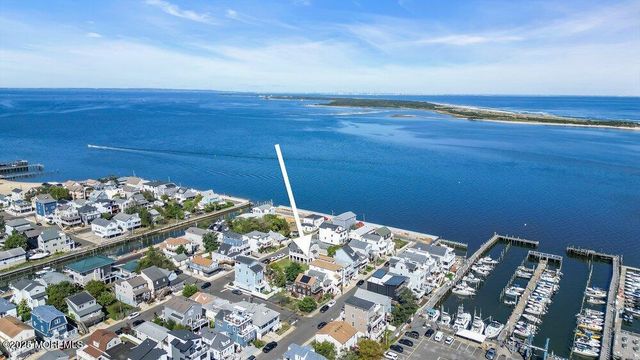 14 Seadrift Avenue, Highlands, NJ 07732