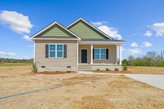 66 Ravenwind Lane, Lillington, NC 27546