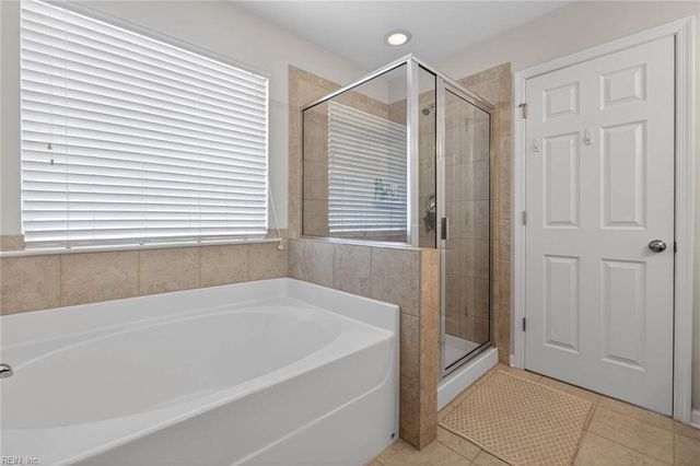 513 Simpson LN, Chesapeake, VA 23323