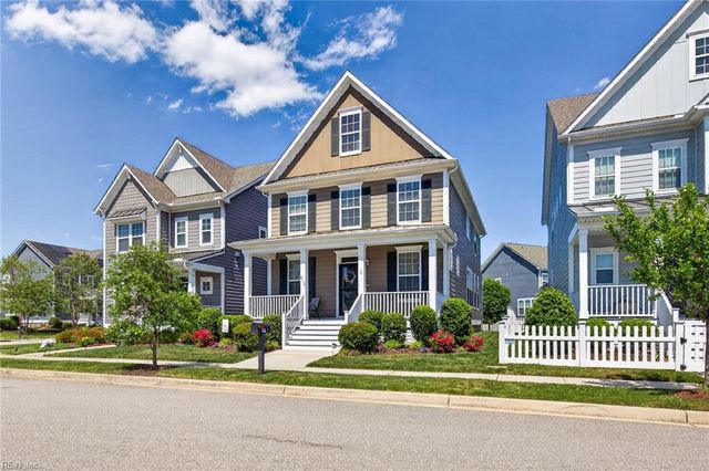 513 Simpson LN, Chesapeake, VA 23323