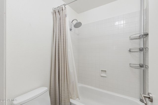 5525 E THOMAS Road R9, Phoenix, AZ 85018