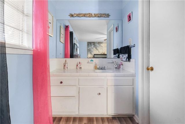 2131 MEMORIAL Drive, Alexandria, LA 71301