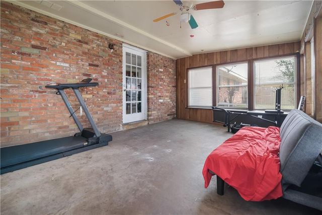 2131 MEMORIAL Drive, Alexandria, LA 71301