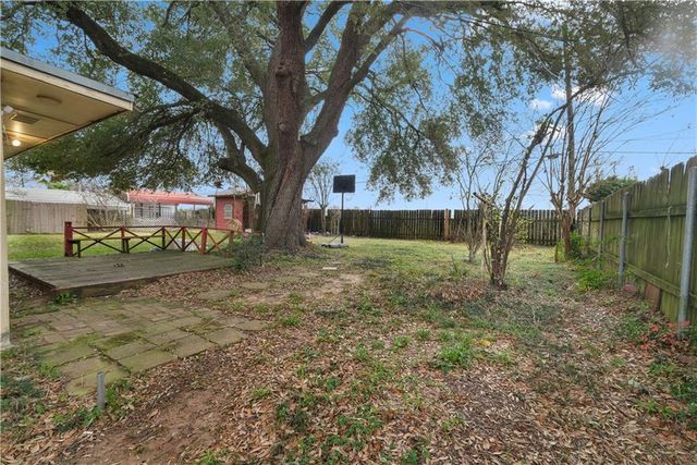 2131 MEMORIAL Drive, Alexandria, LA 71301