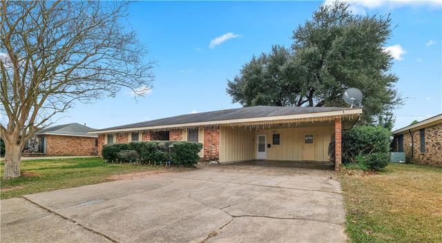 2131 MEMORIAL Drive, Alexandria, LA 71301