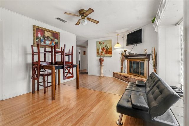 2131 MEMORIAL Drive, Alexandria, LA 71301