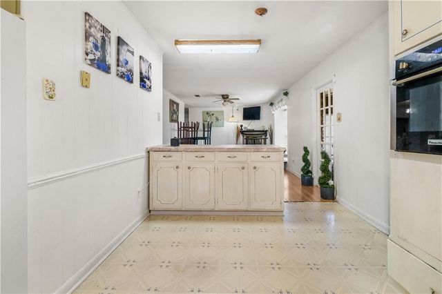 2131 MEMORIAL Drive, Alexandria, LA 71301