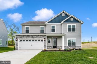 510 ABIGAIL AVE, Waynesboro, PA 17268