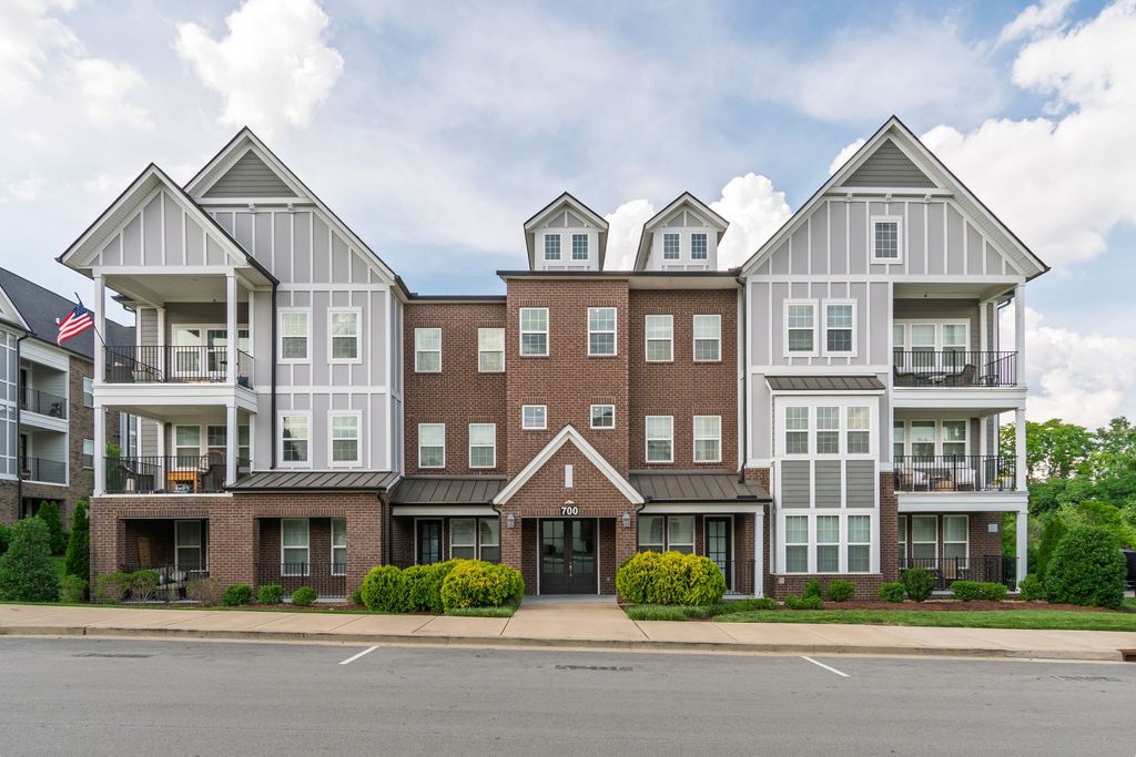 700 Vintage Green Ln Unit 205, Franklin, TN 37064