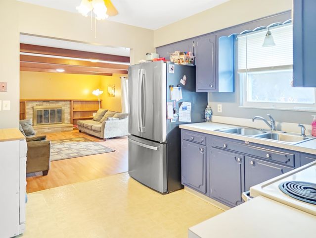 6273 Kelly Road, Flushing, MI 48433