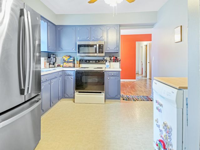 6273 Kelly Road, Flushing, MI 48433