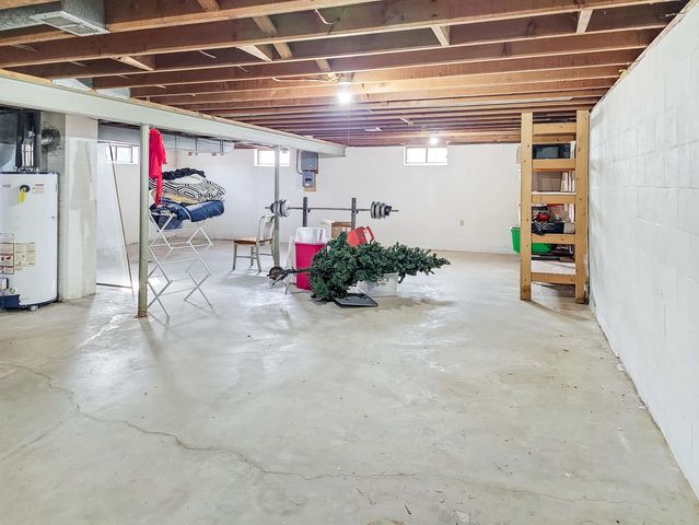 6273 Kelly Road, Flushing, MI 48433