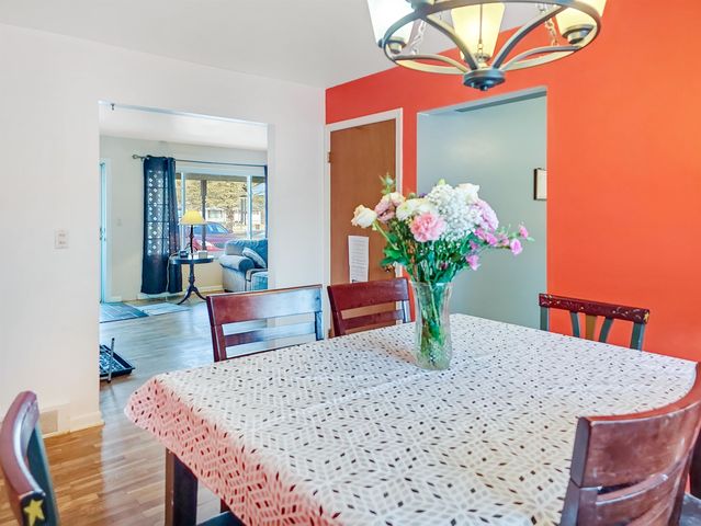 6273 Kelly Road, Flushing, MI 48433