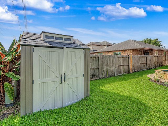 27234 Aspen Falls Lane, Fulshear, TX 77441