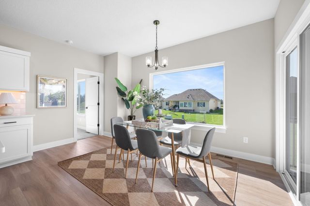 5013 N Emerald, Maize, KS 67101