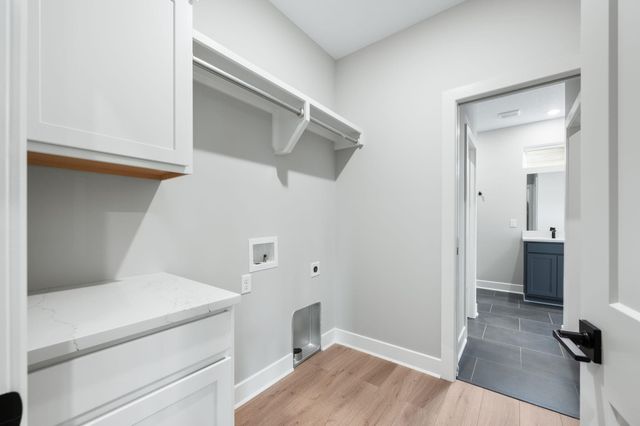 5013 N Emerald, Maize, KS 67101