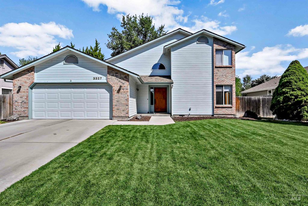 3327 S Crosspoint Ave, Boise, ID 83706