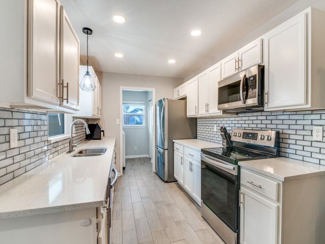 3314 Ardis Drive, Rowlett, TX 75088