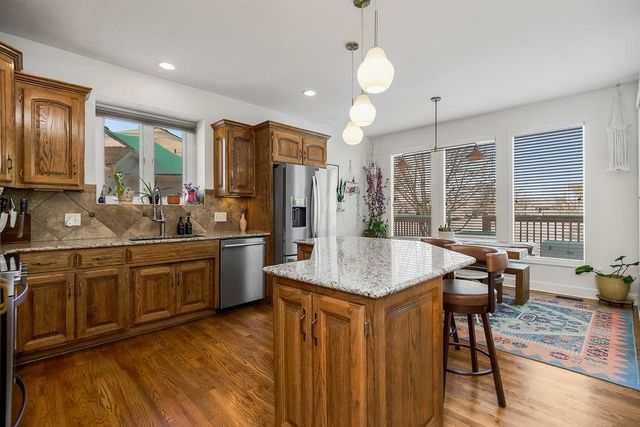 521 SE Asheville Drive, Lee's Summit, MO 64063