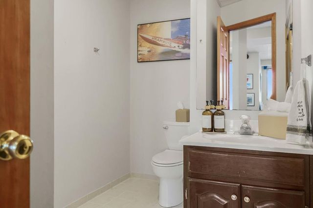 521 SE Asheville Drive, Lee's Summit, MO 64063