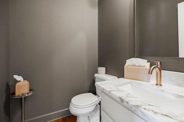 521 SE Asheville Drive, Lee's Summit, MO 64063