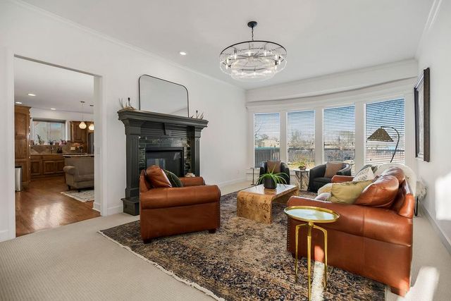 521 SE Asheville Drive, Lee's Summit, MO 64063