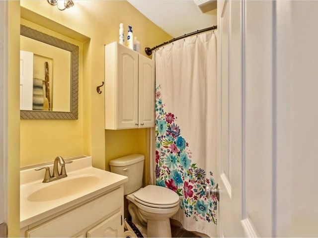 102 McGinn Drive, St. Albans Town, VT 05478