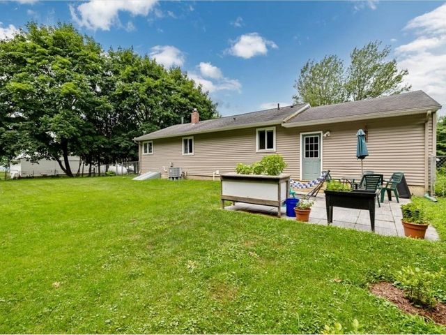 102 McGinn Drive, St. Albans Town, VT 05478