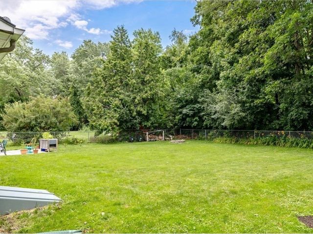 102 McGinn Drive, St. Albans Town, VT 05478