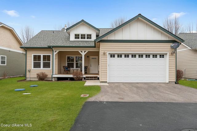 424 Becker Ln, Dover, ID 83825