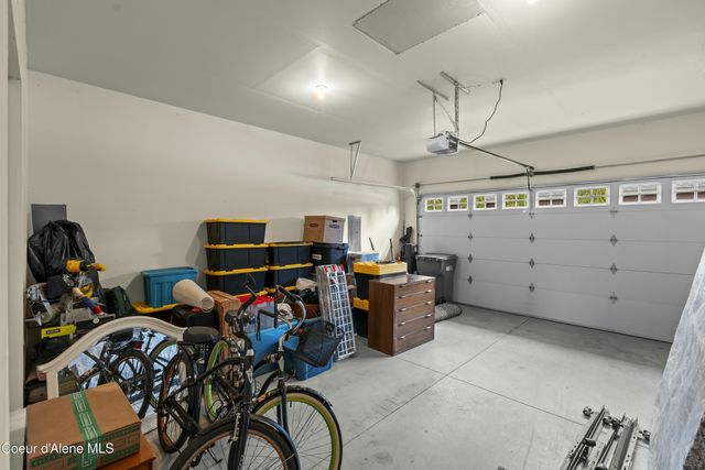 424 Becker Ln, Dover, ID 83825