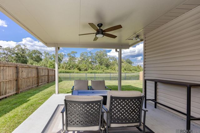 38451 Brown Rd, Prairieville, LA 70769