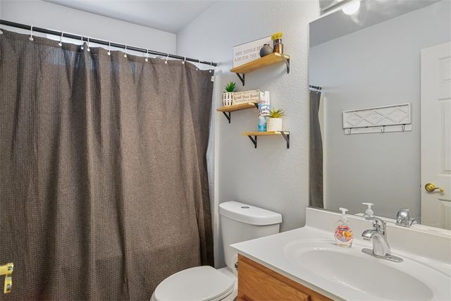 2915 Desert Trail Drive, Bullhead City, AZ 86429