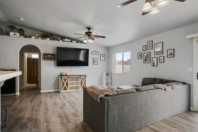 2915 Desert Trail Drive, Bullhead City, AZ 86429