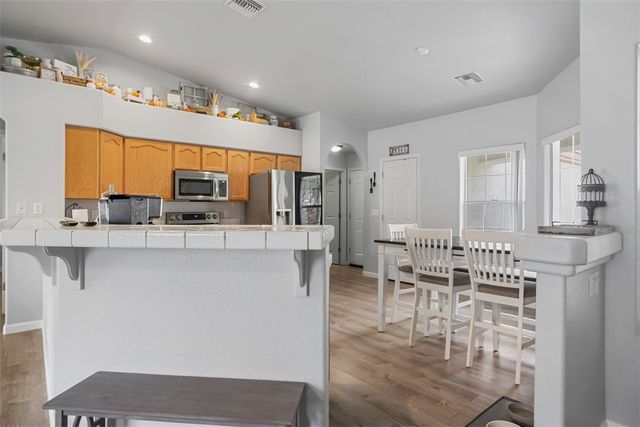 2915 Desert Trail Drive, Bullhead City, AZ 86429