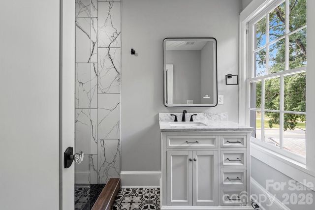 303 Lancaster Avenue, Monroe, NC 28112