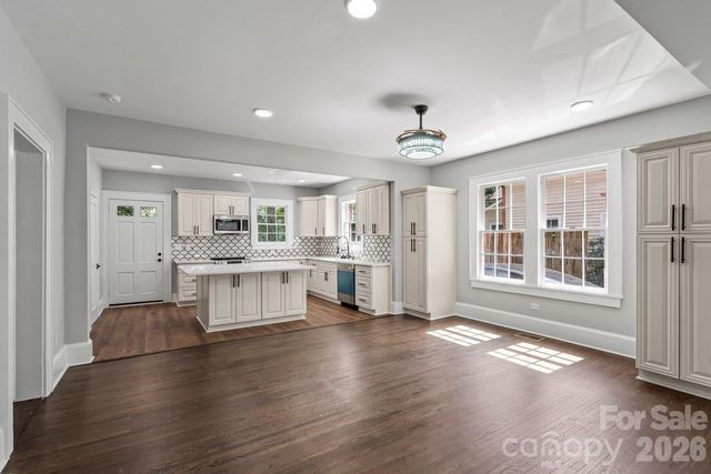 303 Lancaster Avenue, Monroe, NC 28112