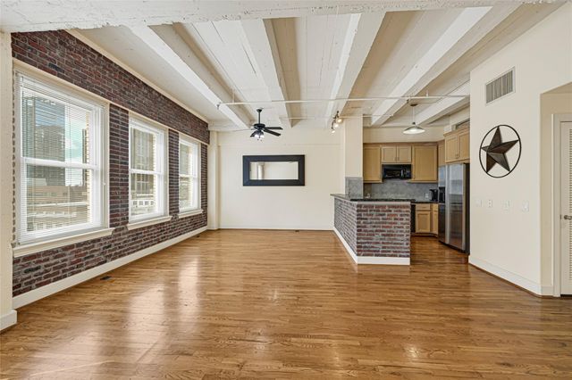 1120 Texas Street 7D, Houston, TX 77002